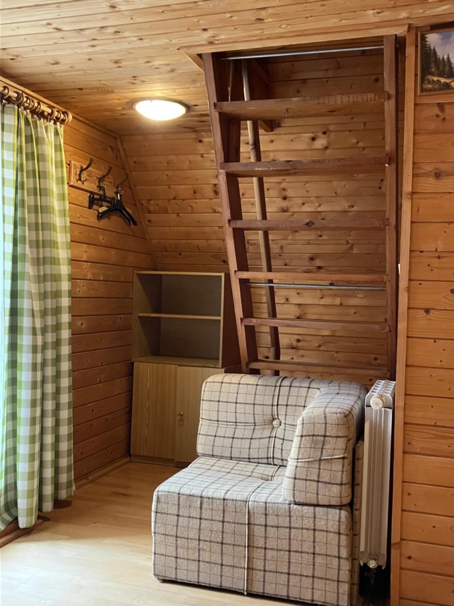 Penzion Pod Dobakom Lazisko Exteriör bild